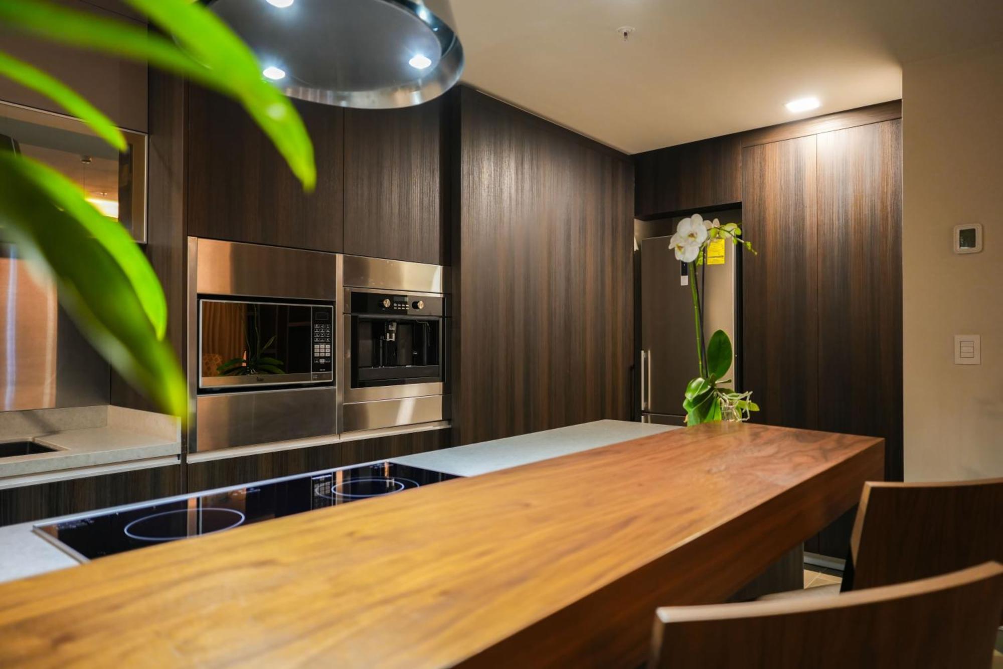 Metria Hotel Леон Екстер'єр фото A modern kitchen